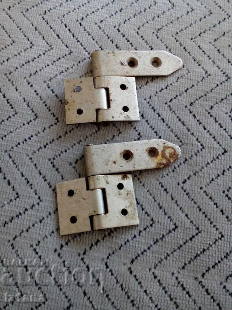 Old hinges with price 4.00 BGN | € 2.05 Old hinges with price 4.00 BGN | € 2.05