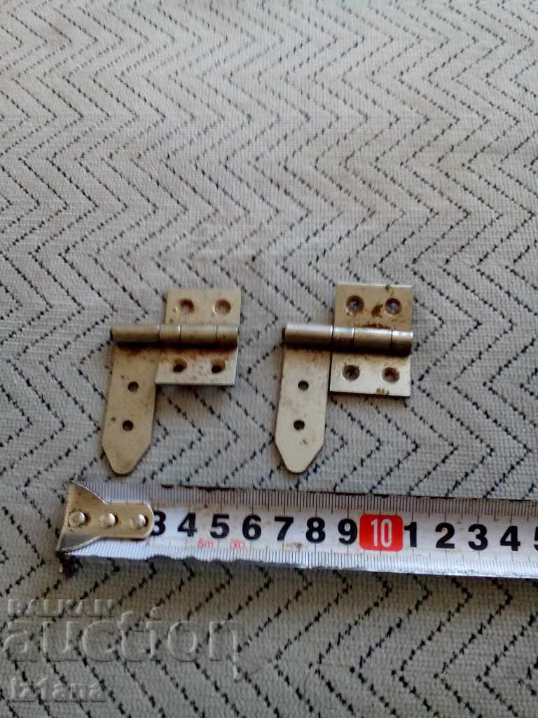 Delivery of Old hinges Delivery of Old hinges