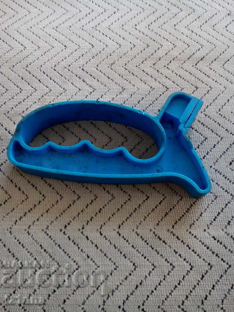 An old knife blade with price 8.00 BGN | € 4.09