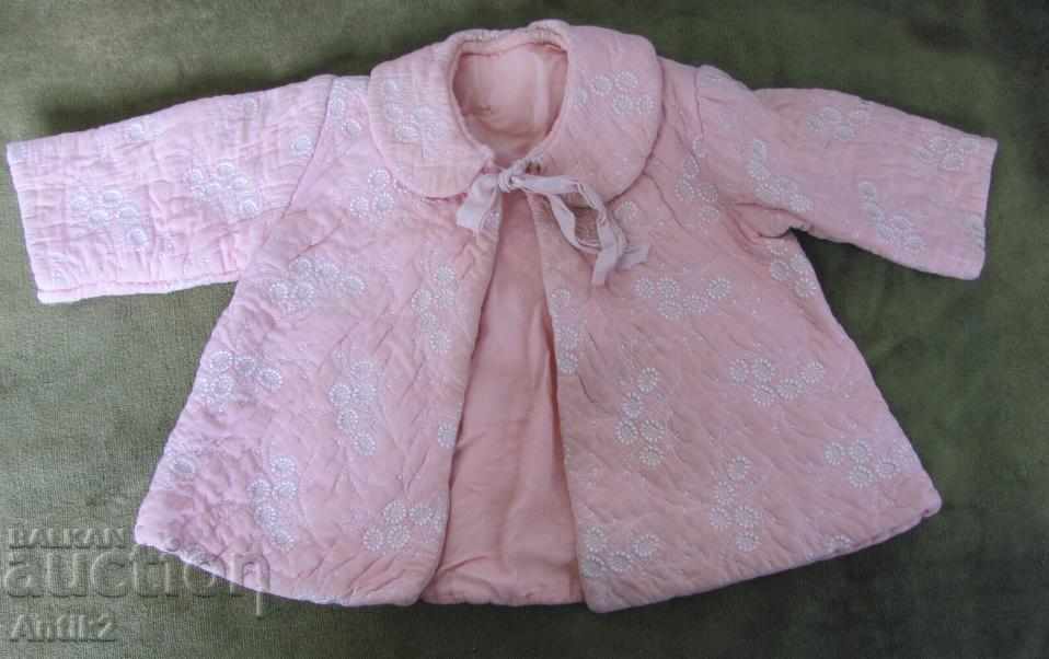 Livrarea Setul antic pentru bebeluși din secolul al 19-lea Livrarea Setul antic pentru bebeluși din secolul al 19-lea