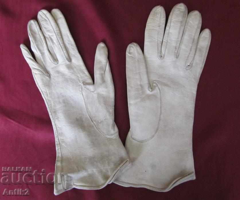 The 30 Women's Leather Gloves 2 pieces - 6