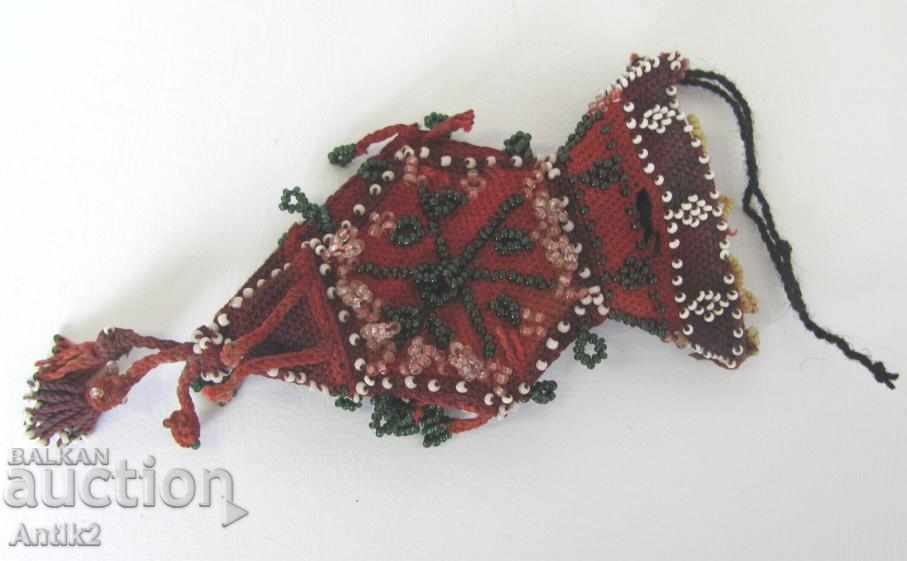 Auction 19th Century Cash, Purse, Money Bag Auction 19th Century Cash, Purse, Money Bag