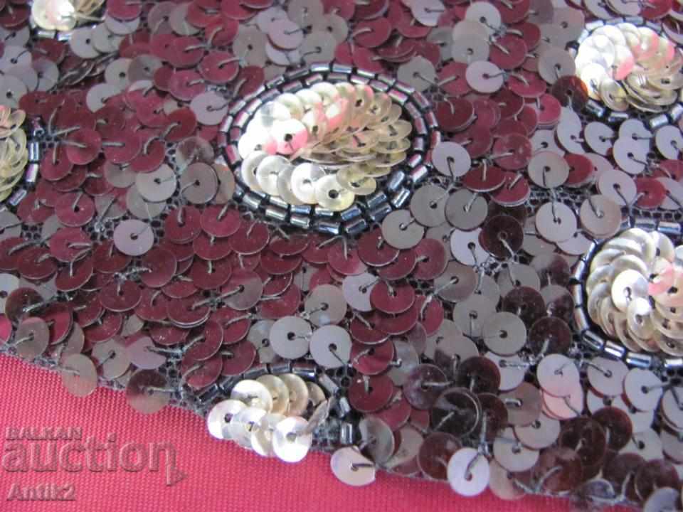 Auction The 30th Men's Necklace with sequins Auction The 30th Men's Necklace with sequins