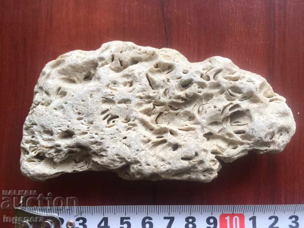 Auction  MINERAL STONE-300 G
