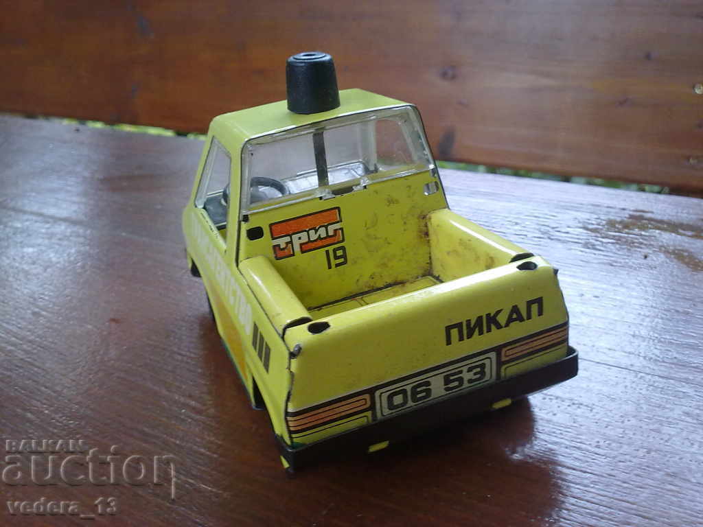 Аукцион Стара ламаринена играчка