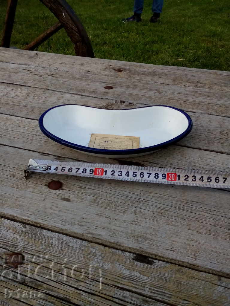 Аукцион Стара емайлирана чиния Аукцион Стара емайлирана чиния