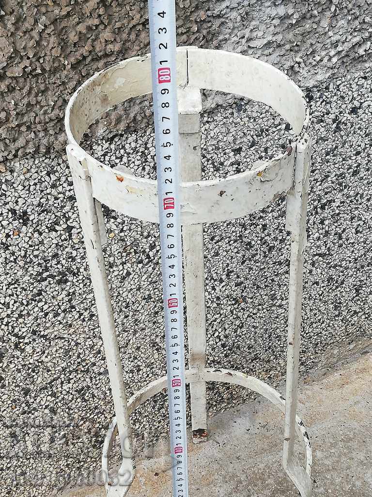 Доставка на Цветарник, плювалник, ковано желязо, свещник,станок за факла Доставка на Цветарник, плювалник, ковано желязо, свещник,станок за факла