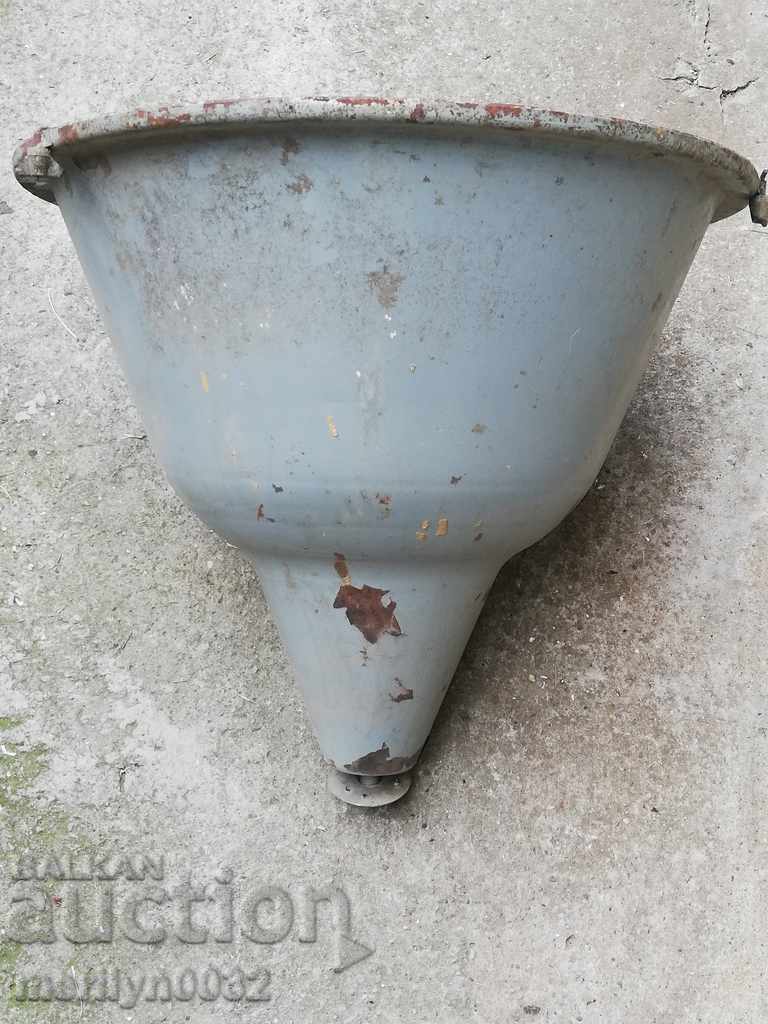 Аукцион Рефлектор от промишлена лампа отражател фасунга Аукцион Рефлектор от промишлена лампа отражател фасунга