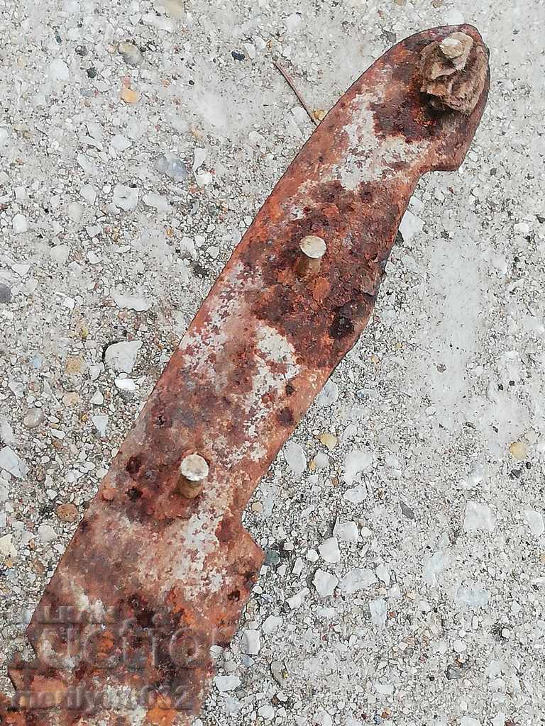 Delivery of An old blade without a sharp blade Delivery of An old blade without a sharp blade