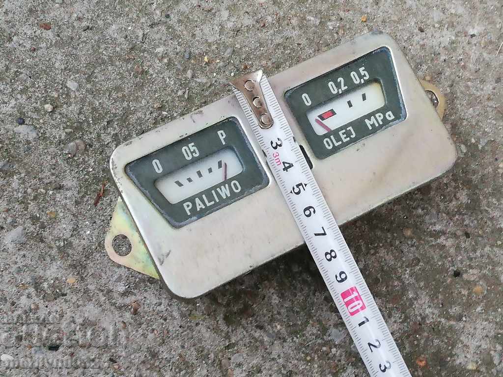 Auction Part of Automobile old car dashboard Auction Part of Automobile old car dashboard