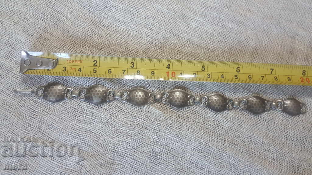 Доставка на Стилна гривна Доставка на Стилна гривна