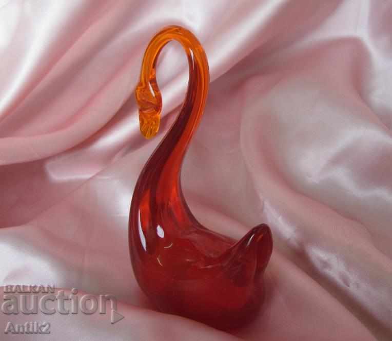 Delivery of Old Crystal Potassium Glass Figurine-Swan Delivery of Old Crystal Potassium Glass Figurine-Swan
