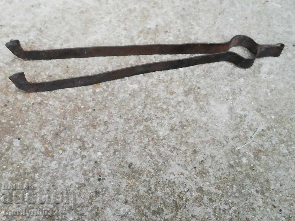 Delivery of Old dilaf, mash, wrought iron for a furnace Delivery of Old dilaf, mash, wrought iron for a furnace