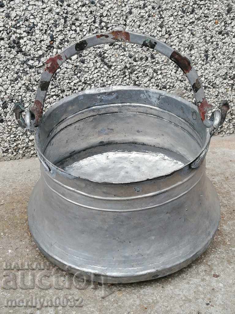 Tin boned, boiler, baker, copper pot with price 77.00 BGN | € 39.37 Tin boned, boiler, baker, copper pot with price 77.00 BGN | € 39.37