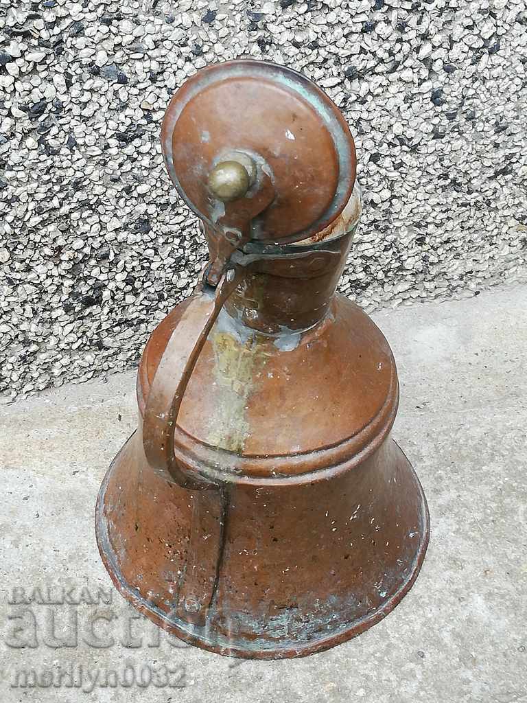 Delivery of Renaissance gum, kettle, copper, copper vessel, jug, saucer