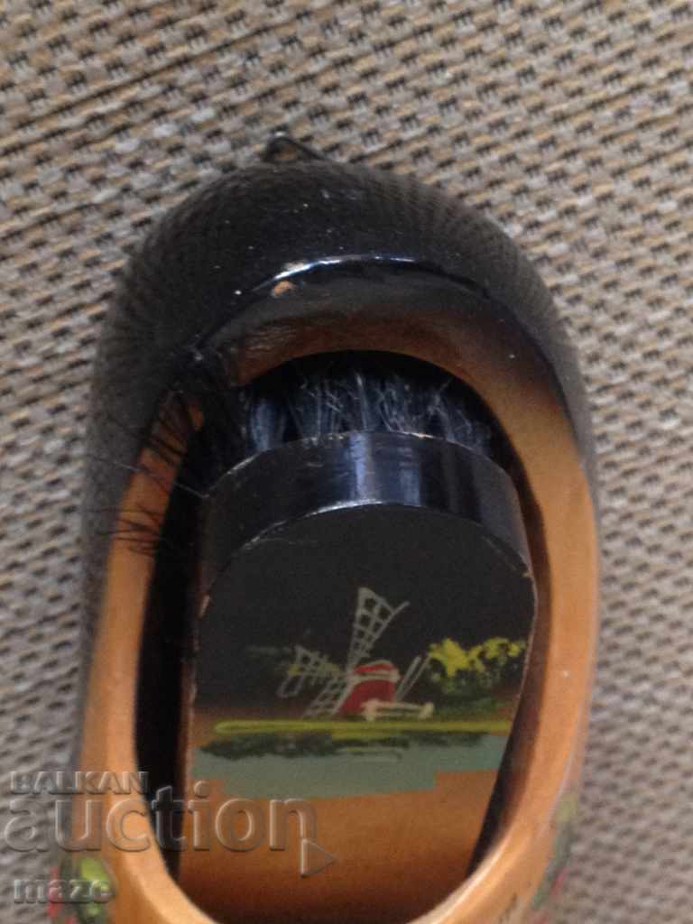 Auction Wooden wall brush - painted Auction Wooden wall brush - painted