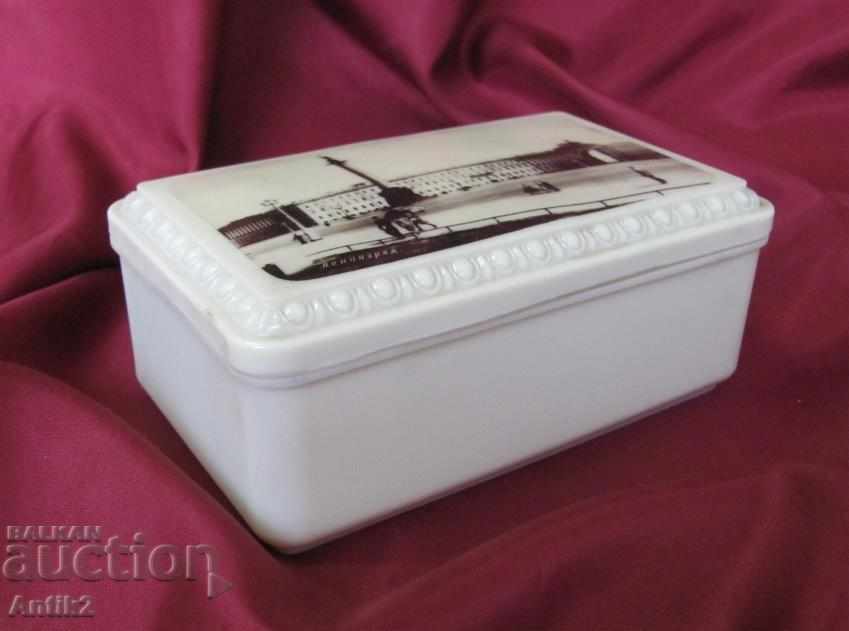 The 50th Bakelite Jewelry Box USSR - 5 The 50th Bakelite Jewelry Box USSR - 5