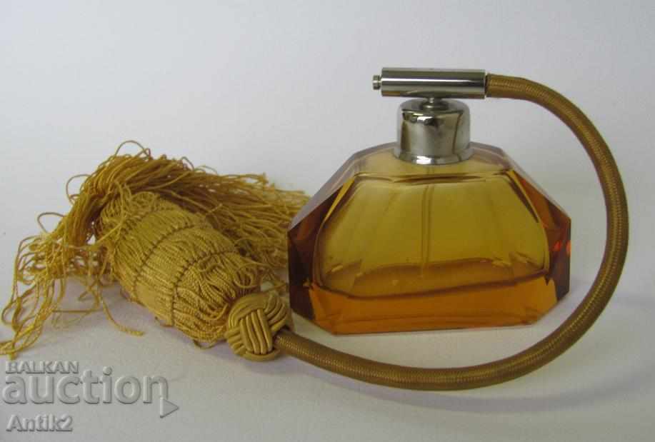 The 50 Antique Crystal Perfume Bottle with price 48.00 BGN | € 24.54 The 50 Antique Crystal Perfume Bottle with price 48.00 BGN | € 24.54