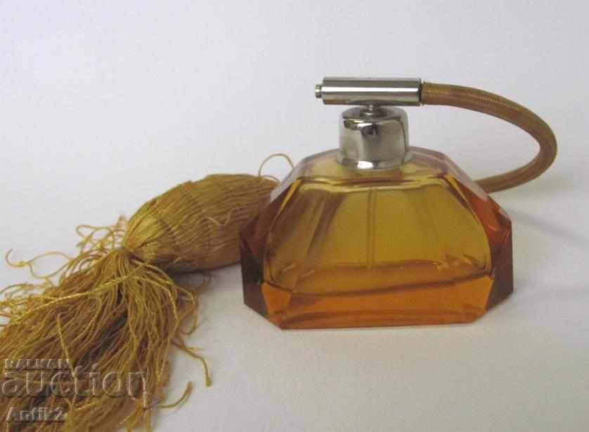 Auction The 50 Antique Crystal Perfume Bottle Auction The 50 Antique Crystal Perfume Bottle