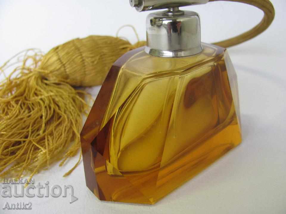 The 50 Antique Crystal Perfume Bottle - 5 The 50 Antique Crystal Perfume Bottle - 5