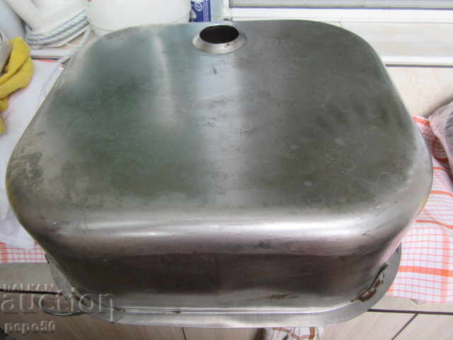 Auction  EXCELLENT CONDITION ALPACA SINK FROM "CHROM" - Silistra /41x37x15cm