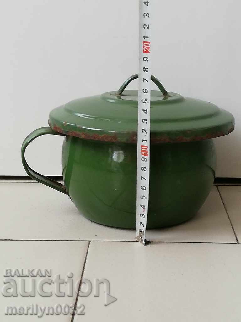 Enameled pot, pot, enameled pot, lid, NRB enamel with price 46.00 BGN | € 23.52 Enameled pot, pot, enameled pot, lid, NRB enamel with price 46.00 BGN | € 23.52