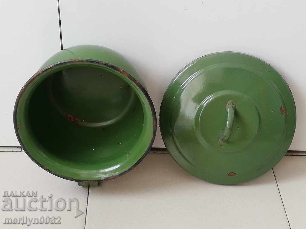 Delivery of Enameled pot, pot, enameled pot, lid, NRB enamel Delivery of Enameled pot, pot, enameled pot, lid, NRB enamel