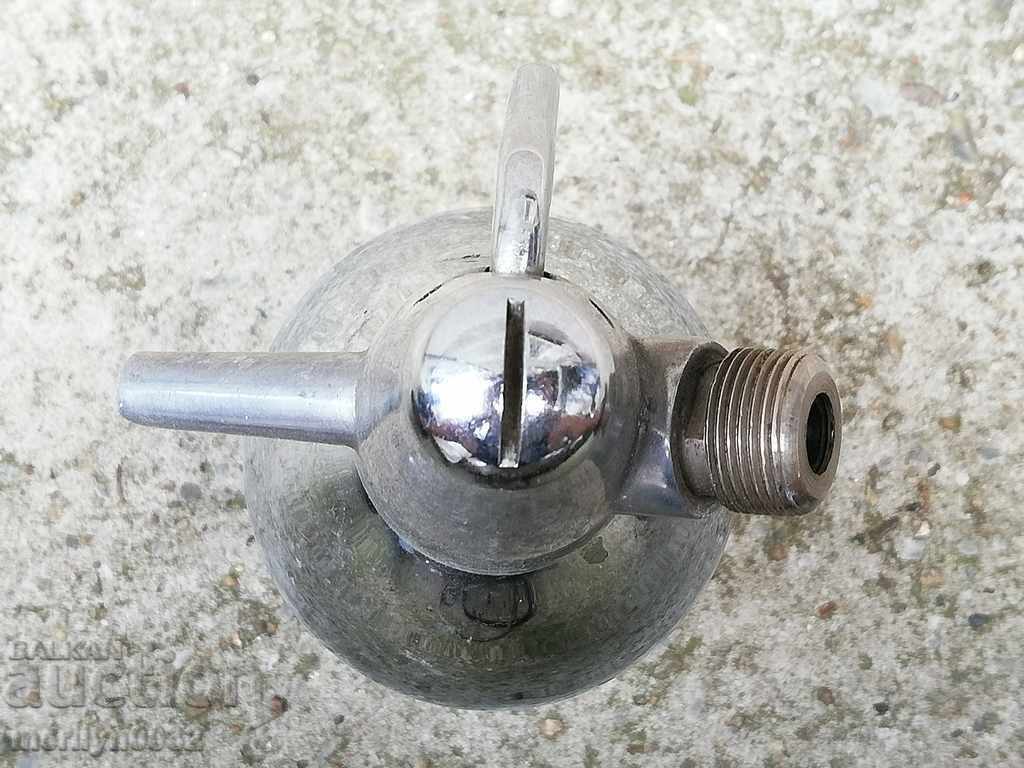 Sifon vechi de sifon, sifon, apa gazoasa, sifon cu preț 53.00 BGN | € 27.10 Sifon vechi de sifon, sifon, apa gazoasa, sifon cu preț 53.00 BGN | € 27.10