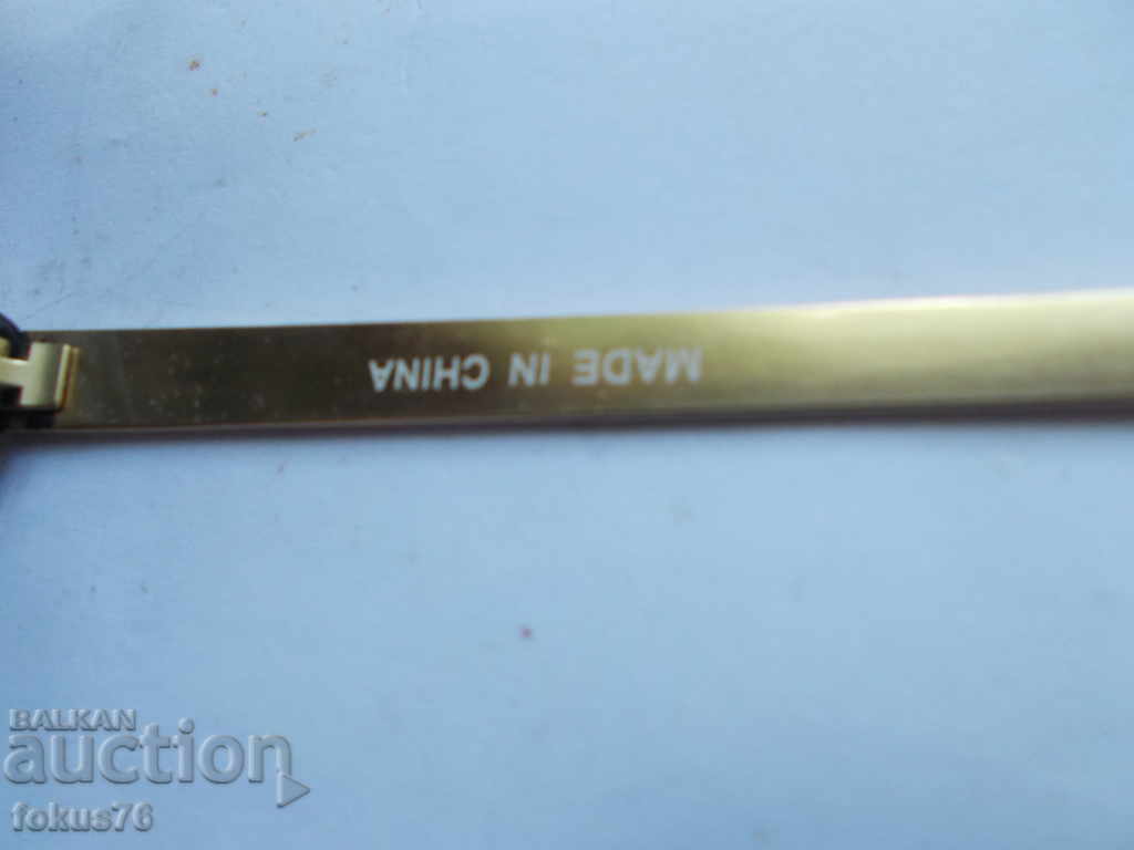 Παράδοση ΓΥΑΛΙΑ ΗΛΙΟΥ ZARA επώνυμα