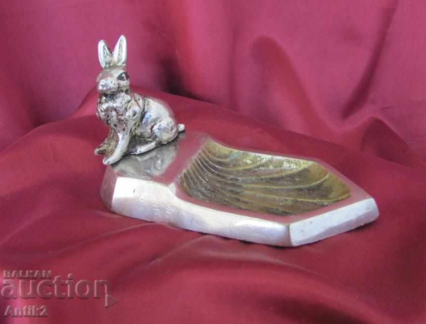 The 30 Metal Scrumieră-Rabbit