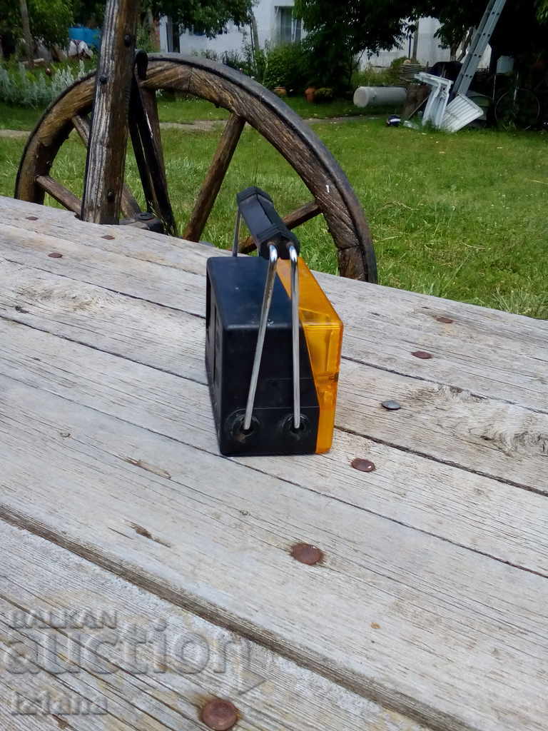 Δημοπρασία Παλιά φανάρι Varta Pertrix Δημοπρασία Παλιά φανάρι Varta Pertrix