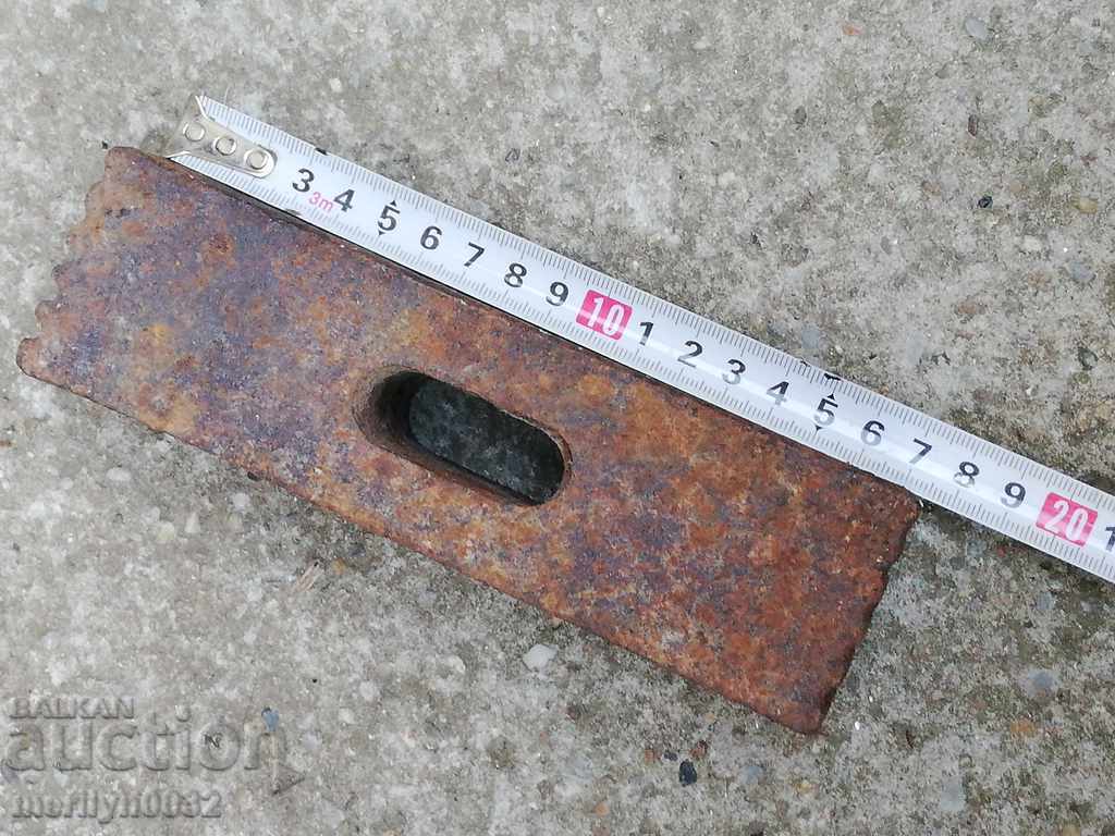 Licitație Ciocan de zidar vechi, topor, topor, bip, tokmak, rangă Licitație Ciocan de zidar vechi, topor, topor, bip, tokmak, rangă