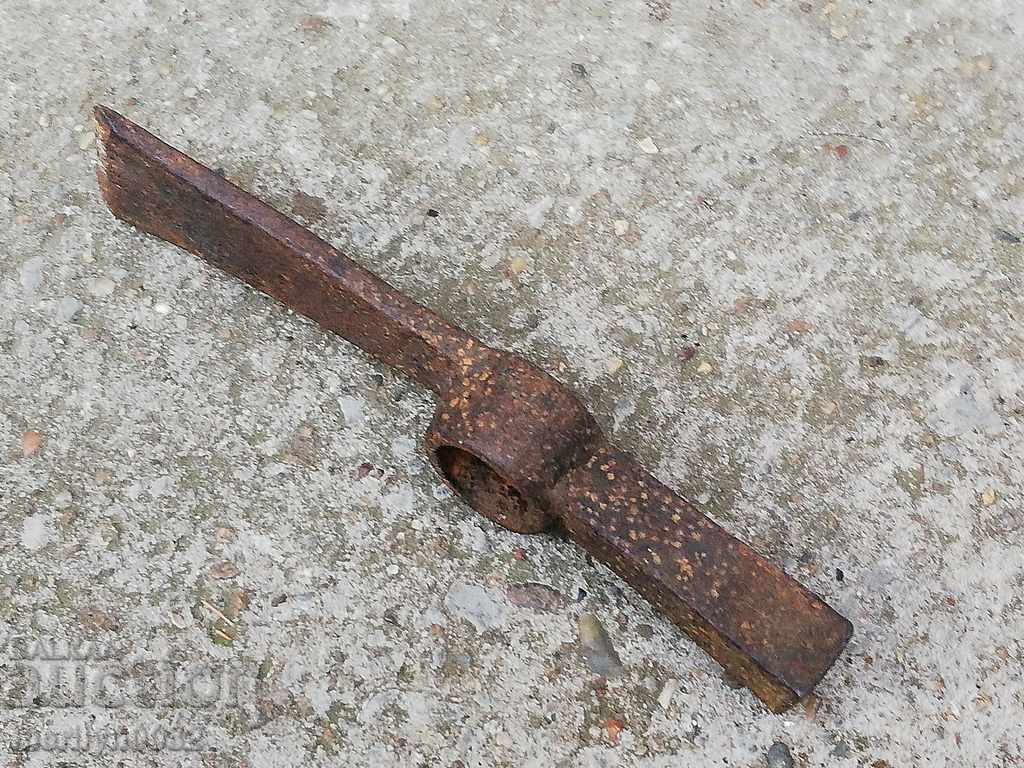 Auction Old hammer hammer, ax, torso, young, torcum, lom Auction Old hammer hammer, ax, torso, young, torcum, lom