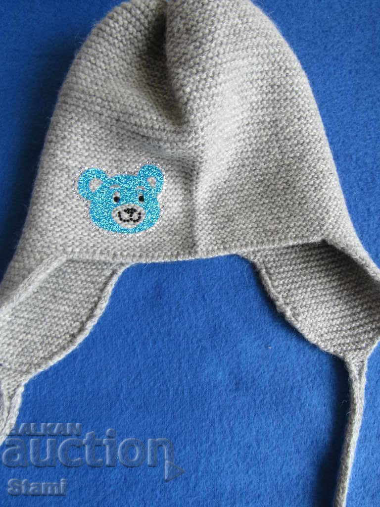 Gray child's hat with a bear, 100% organic wool, Mongolia
