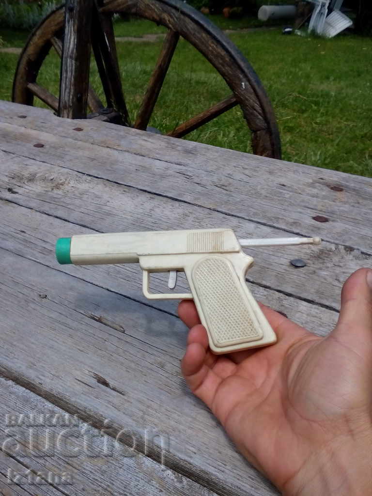 Old toy gun - 5 Old toy gun - 5