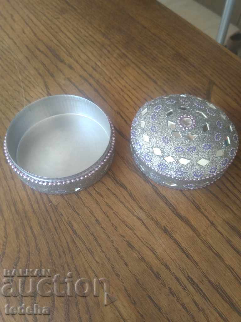 Δημοπρασία BZ C. !!! JEWELRY BOX Δημοπρασία BZ C. !!! JEWELRY BOX