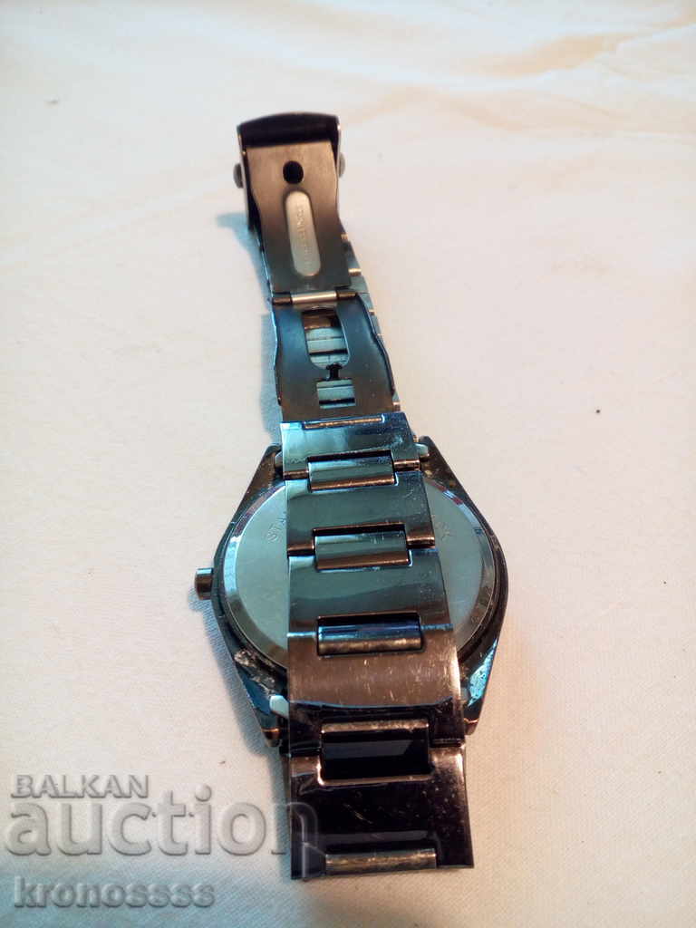 Delivery of Clock AVON Delivery of Clock AVON