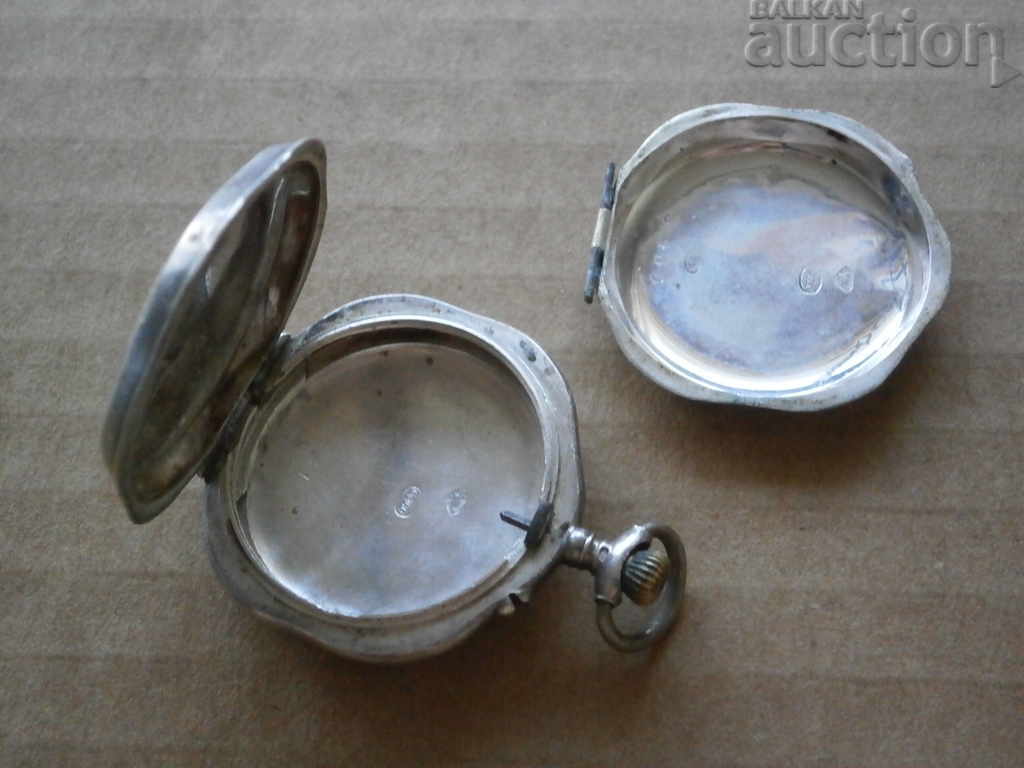 Auction  engraved silver pocket watch pockets