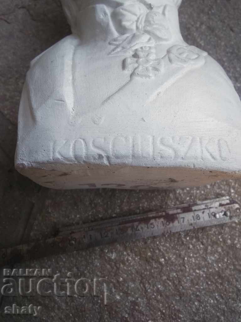 Auction Old bust. Sculpture. Auction Old bust. Sculpture.