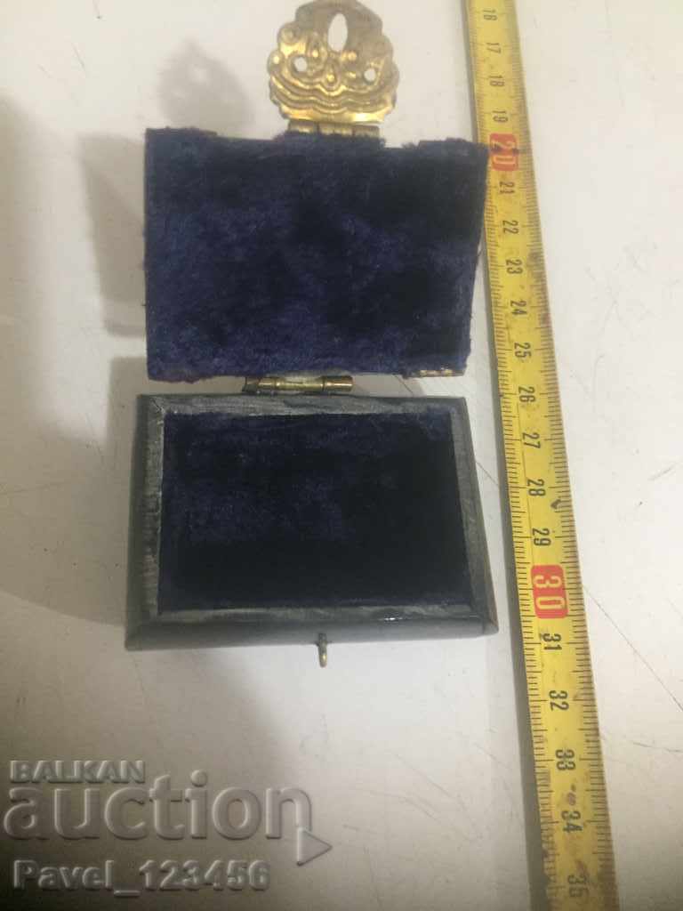 an old box of bone / bone with price 45.00 BGN | € 23.01