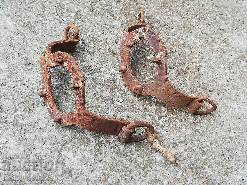 Old Forged Cats for Haiducus Wormwood Wormwood - 5 Old Forged Cats for Haiducus Wormwood Wormwood - 5