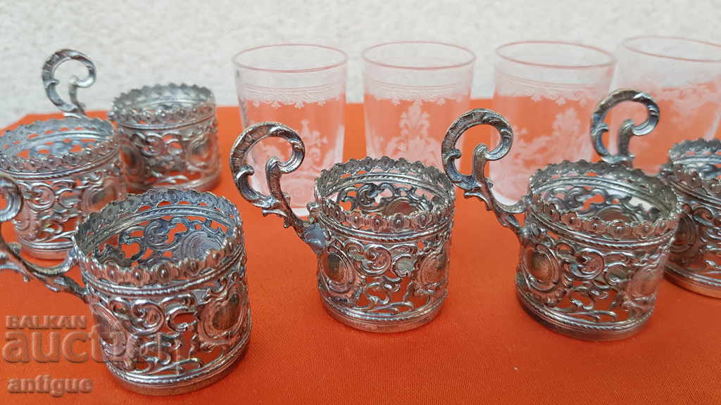 Suporturi pentru pahare din sticlă WMF 1900-1920 cu preț 120.00 BGN | € 61.36 Suporturi pentru pahare din sticlă WMF 1900-1920 cu preț 120.00 BGN | € 61.36