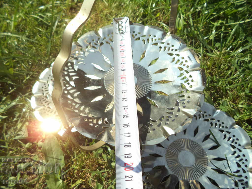 OLD MOBILE STAND FOR SWEETS AND CANDIES AT THREE LEVELS - 6 OLD MOBILE STAND FOR SWEETS AND CANDIES AT THREE LEVELS - 6