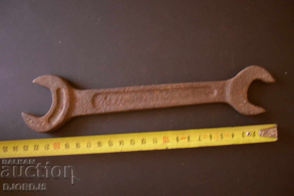Old key with price 1.00 BGN | € 0.51