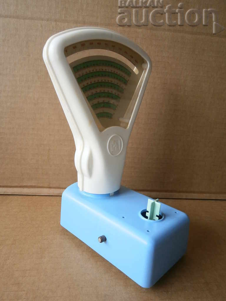 Auction scales scales toy soc Auction scales scales toy soc