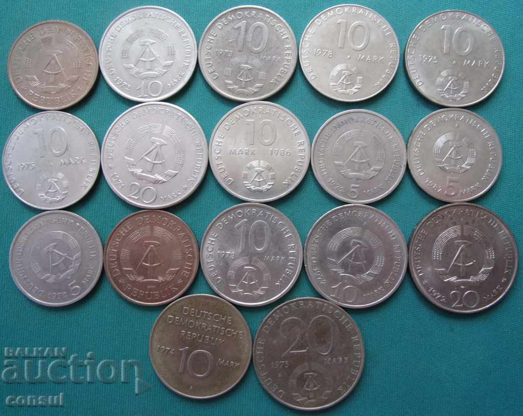 Lot jubiliar al RDG (1948-1990) -17 UNC Rare cu preț € 53.69 | 105.01 BGN