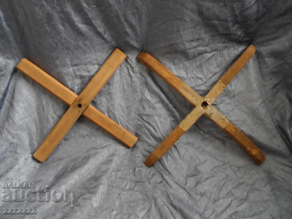 wooden crosses - 5 wooden crosses - 5