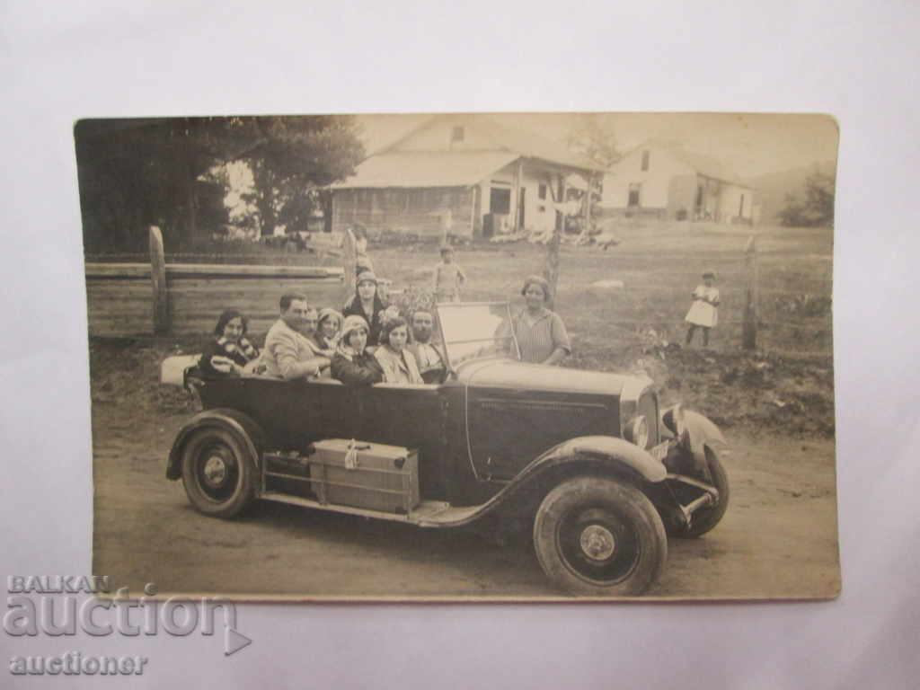 OLD PHOTOS OF A CAR with price 20.00 BGN | € 10.23 OLD PHOTOS OF A CAR with price 20.00 BGN | € 10.23