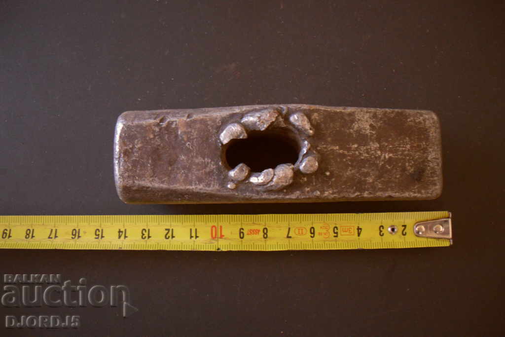 Star hammer with price 4.00 BGN | € 2.05 Star hammer with price 4.00 BGN | € 2.05