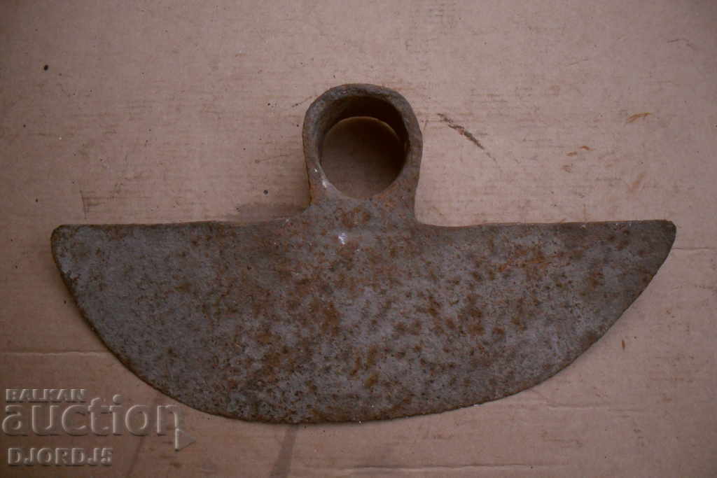 Old forged pick with price 5.00 BGN | € 2.56